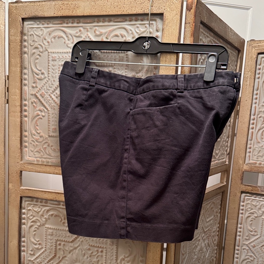 The Limited Women's black cotton Shorts